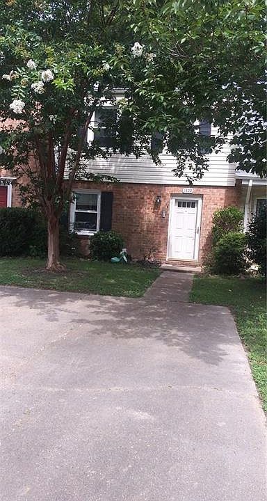 1st image of 1822 Carlton W