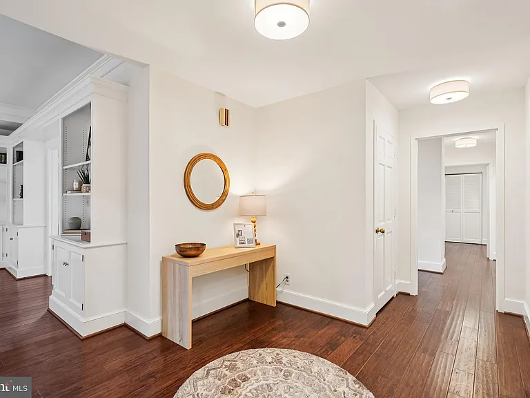 8101 Connecticut Ave #S307 — Photo 3