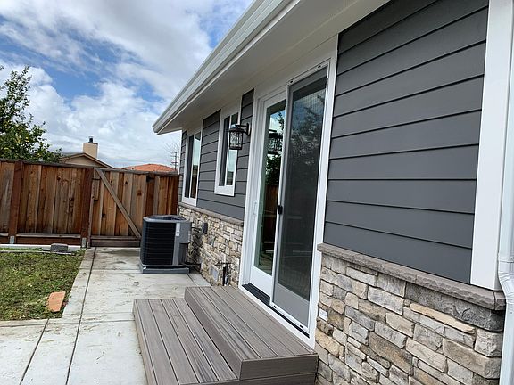 4th image of 260 Saint Nicholas Ct