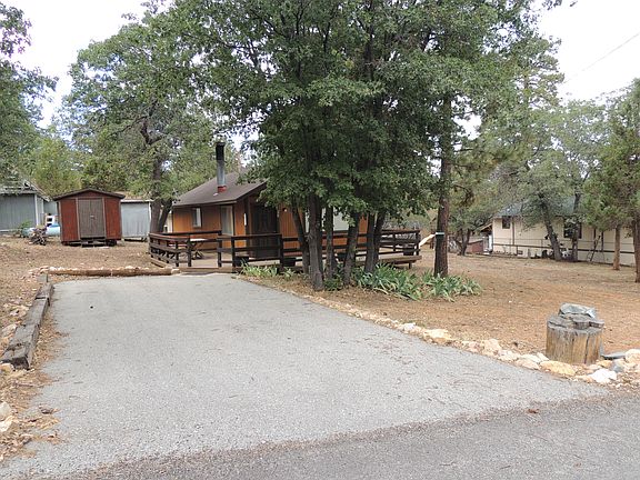 2nd image of 862 Sunset Ln