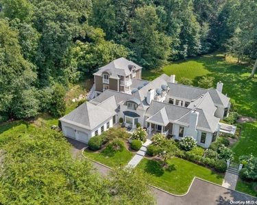 23 Valley Road, Locust Valley, NY, 11560