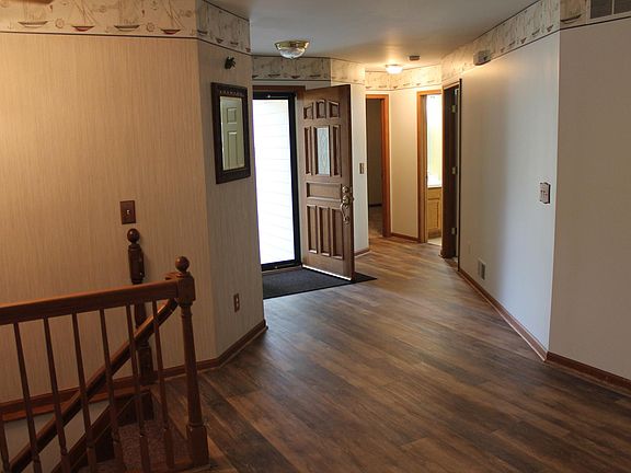 Front Door and access to 2 bedrooms and bathroom
