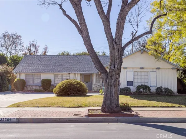 22306 Hart St, Canoga Park, CA 91303