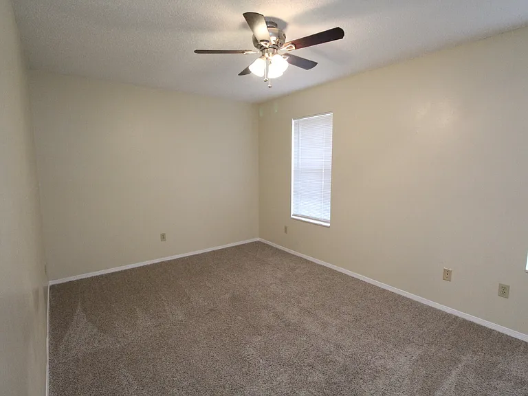 7859 Bay Meadows Dr — Photo 20