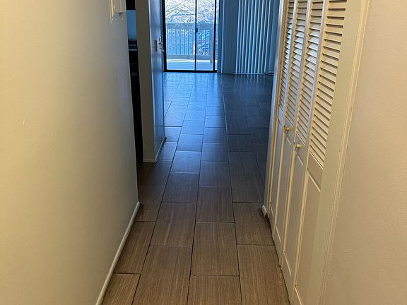 4th image of 155 Bull Hill Ln