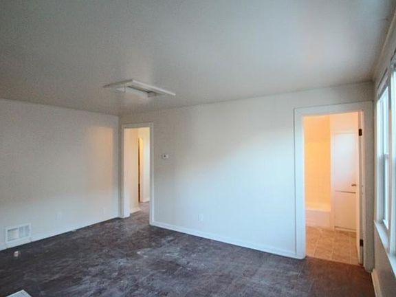 5th image of 2724 N 38th St #2724A