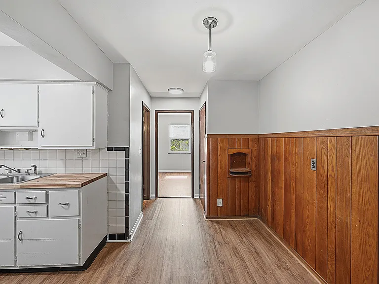 4216 Smith Rd #2 — Photo 8