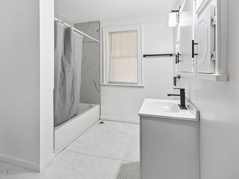4347 Benton Blvd — Photo 3