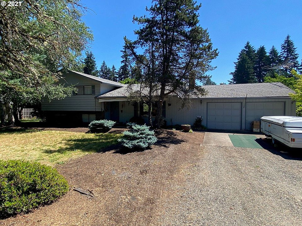 1st image of 1215 NE 102nd Ave