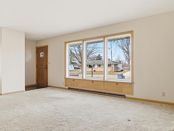 2nd image of 5222 Mead ROAD
