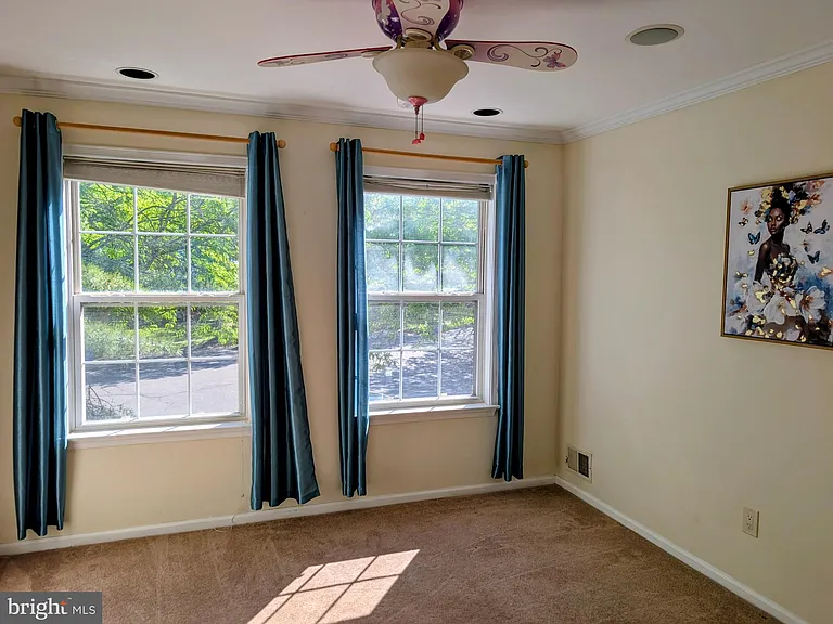 20 Cambridge Ct — Photo 14