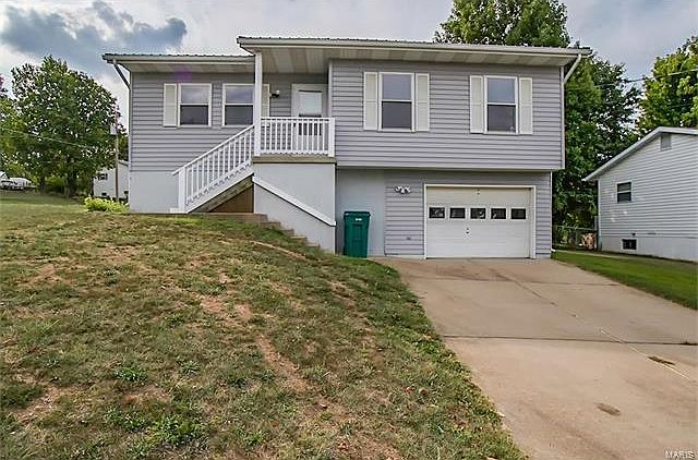 1st image of 1821 Deer Creek Dr