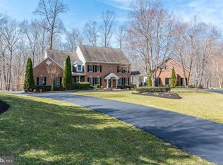 13 Perder Ln, Edgewater, MD 21037