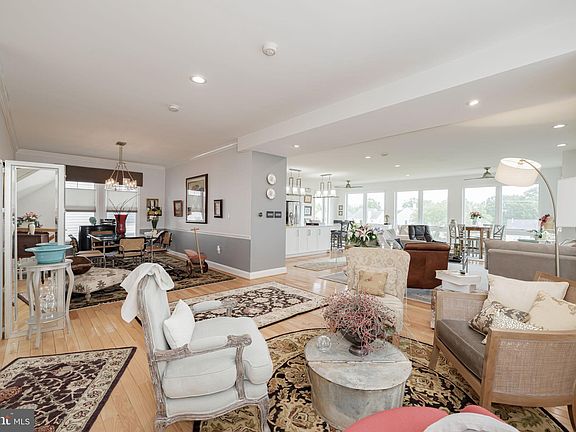 5th image of 5620 Tower Hill Cir