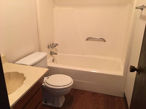 5th image of 2632 Ellet Ave #4
