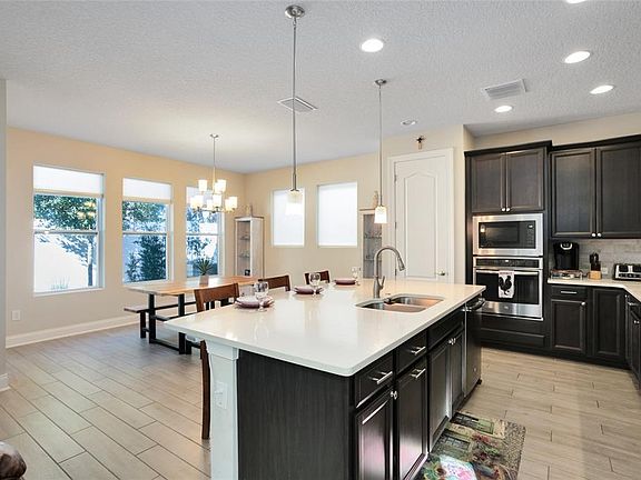 4th image of 2958 Gipper Cir