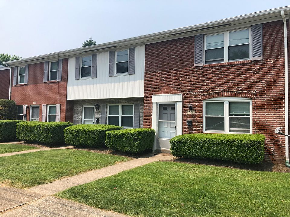 1st image of 224 Maiden Ln