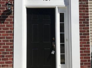 121 Fieldstone Ct, Frederick, MD 21702