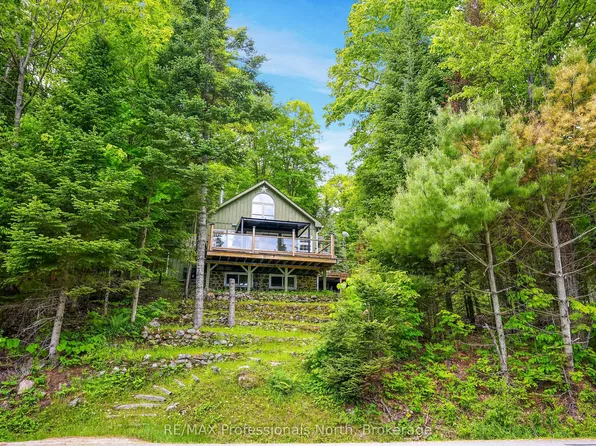1214 Kashagawigamog Lake Rd, Minden Hills, ON K0M 2K0