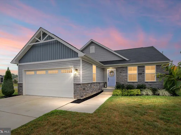 11283 Emerald Dr, King George, VA 22485