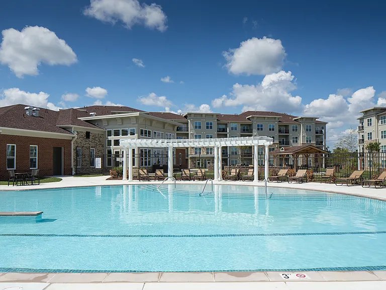 Paragon At Columbia Overlook — Photo 7