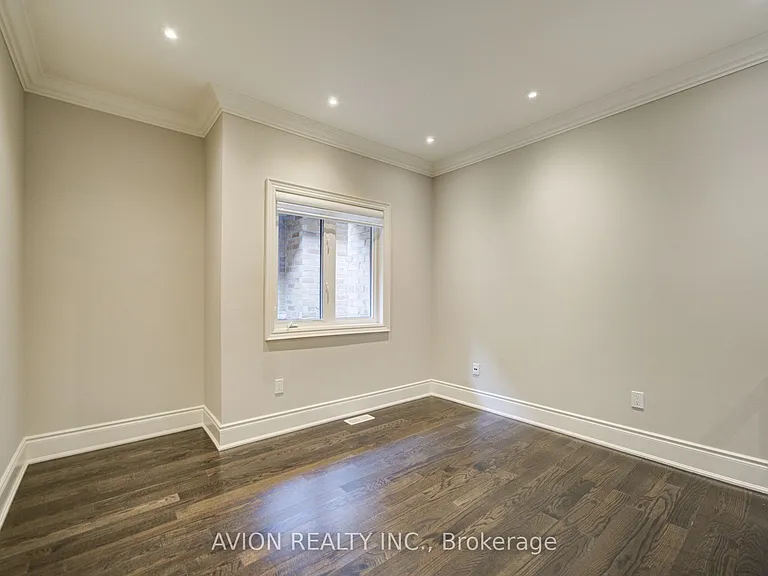 102 Joseph Hartman Cres — Photo 30