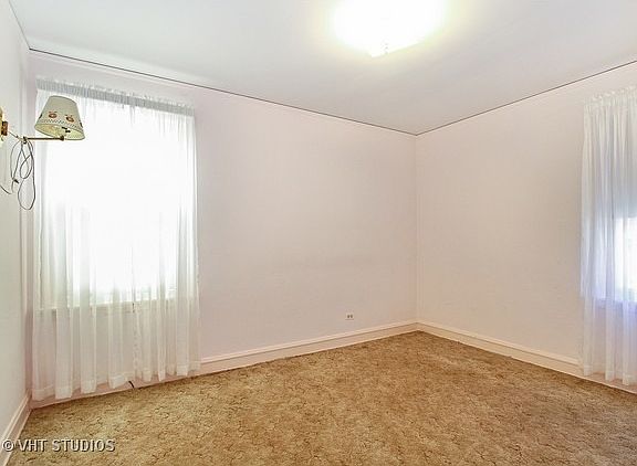 5th image of 9324 S Francisco Ave