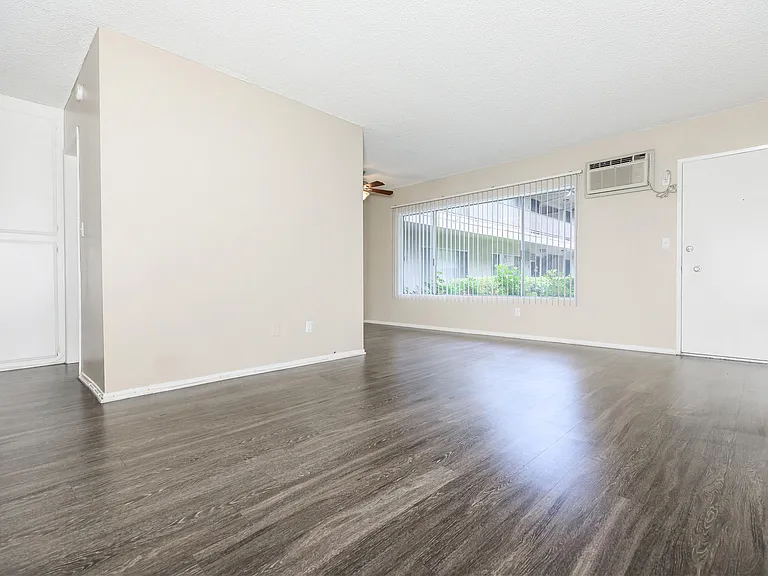 Saddleback Pines Apartment Homes — Photo 16