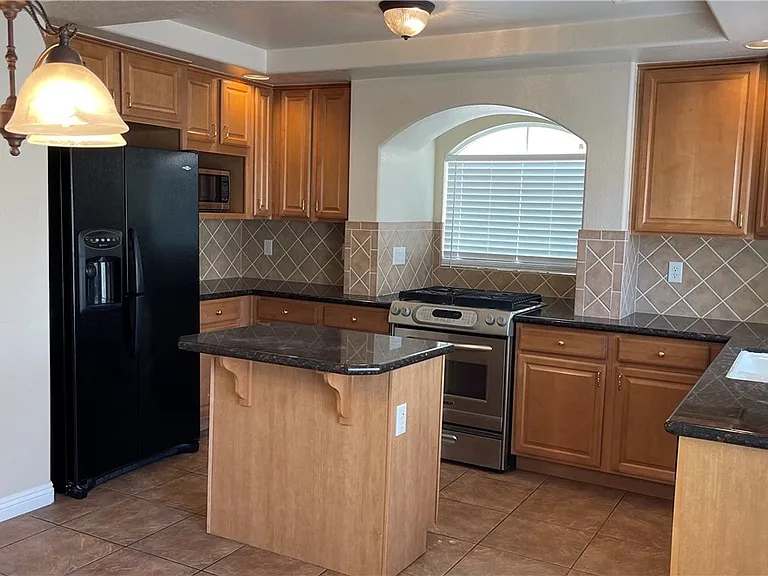1036 Bearpaw Catch Ct — Photo 2
