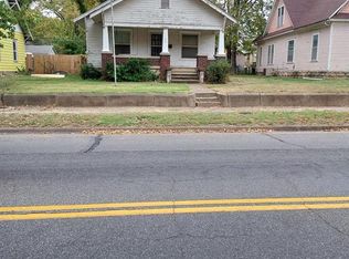 1120 S Santa Fe Ave, Chanute, KS 66720