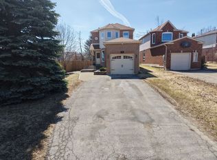 9 Laidlaw Dr N, Barrie, ON L4N 7S1