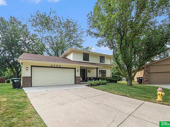 2nd image of 4709 N 112th Cir