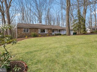 2942 Valley View Dr, Doylestown, PA 18902
