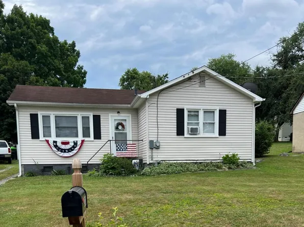 208 Miller St, Lexington, VA 24450