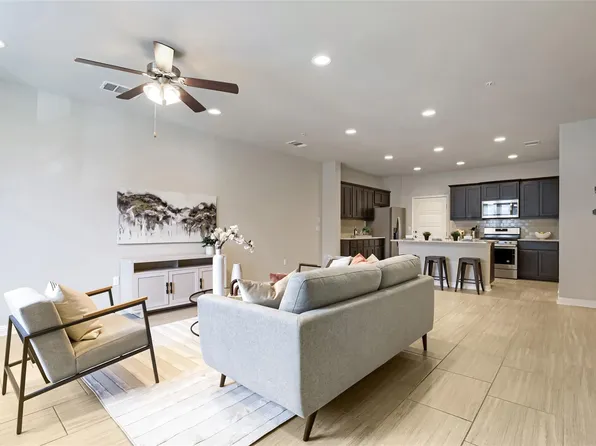 13800 Lyndhurst St Unit 203, Austin, TX 78717