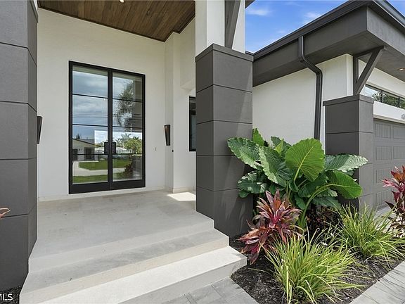 3rd image of 4949 Seville Ct