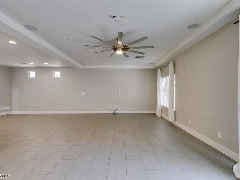 4586 W Camero Ave — Photo 20