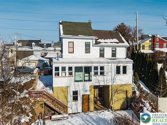 3rd image of 722 Wolf Ave