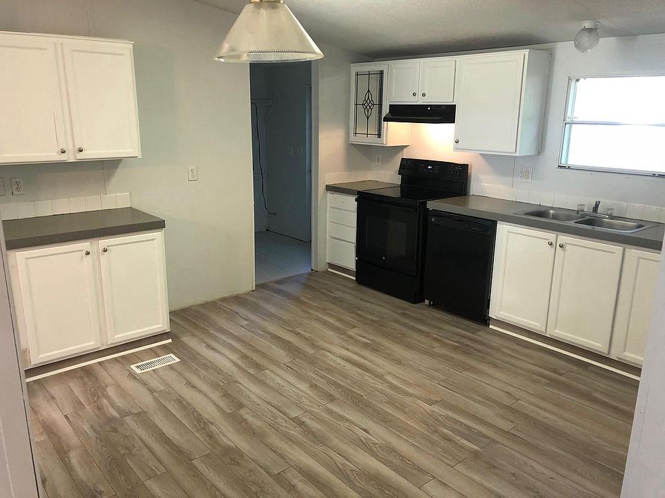 New dishwasher and stove.