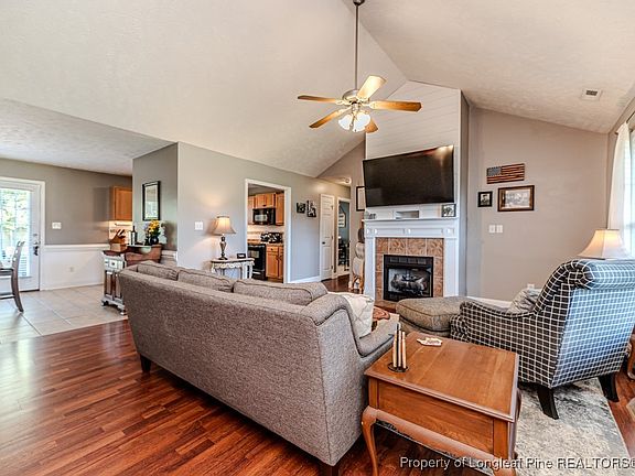 5th image of 200 Seabiscuit Dr