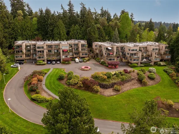 11122 NE 41st Drive #37, Kirkland, WA 98033
