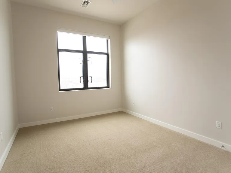 201 S Main St #308 — Photo 9