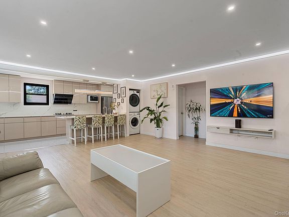 5th image of 199-23 22 Ave #1-260