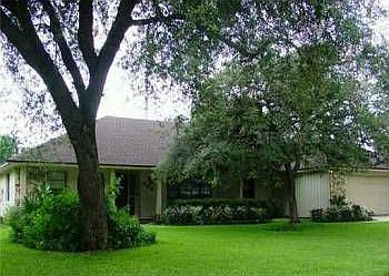 1st image of 336 Forest Park Cir