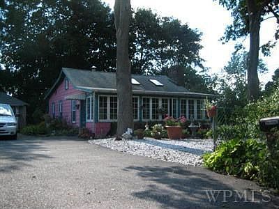 1st image of 55 Cooledge Dr