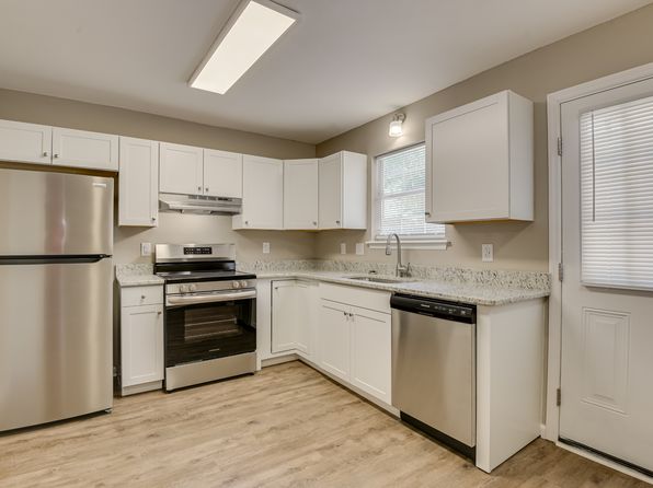 140 Chalet North Ct #140