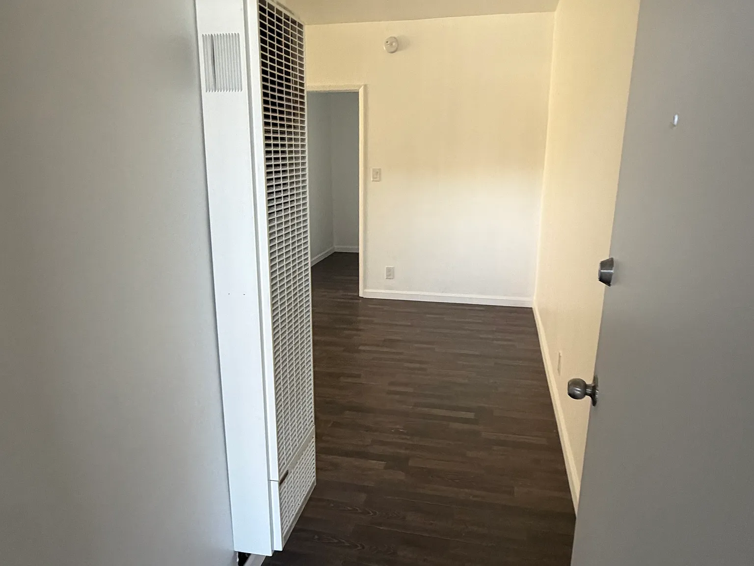 1213 Gordon St — Photo 1