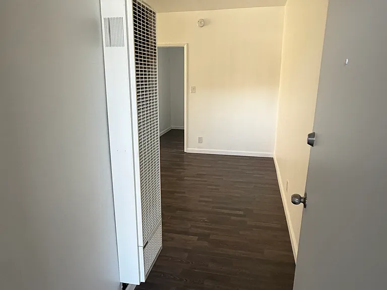 1213 Gordon St #12 — Photo 1
