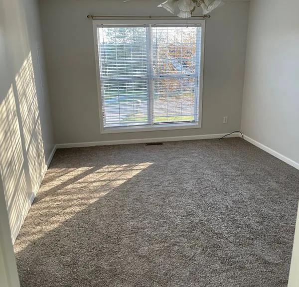 828 Mulberry Dr — Photo 12