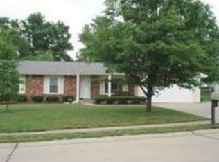 709 Treadway Ave, Saint Charles, MO 63301